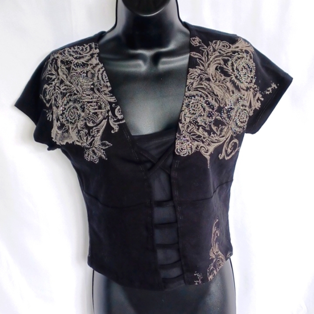 Sinful by affliction, Cropped T-shirt with embroidery & rhinestones. Size M
